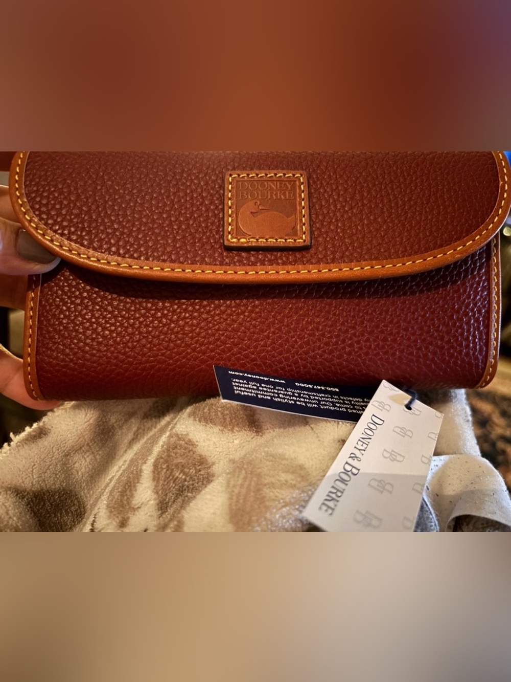 Dooney & Bourke Wine Red w Brown Trim Pebbled Leather Continental Wallet NIB 🏷️ - Picture 2 of 10